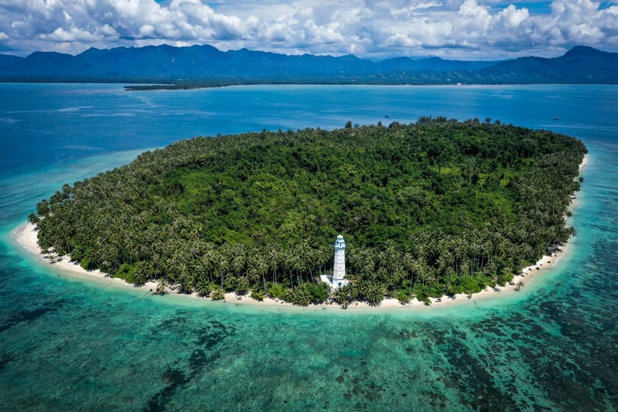 Pulau Karang Barus Sumatra Indonesia Island Drone Picture