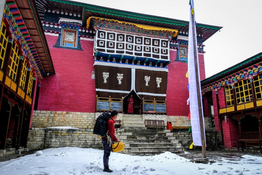 Hiker at the Tengboche monastery on the EBC Trek in Nepal