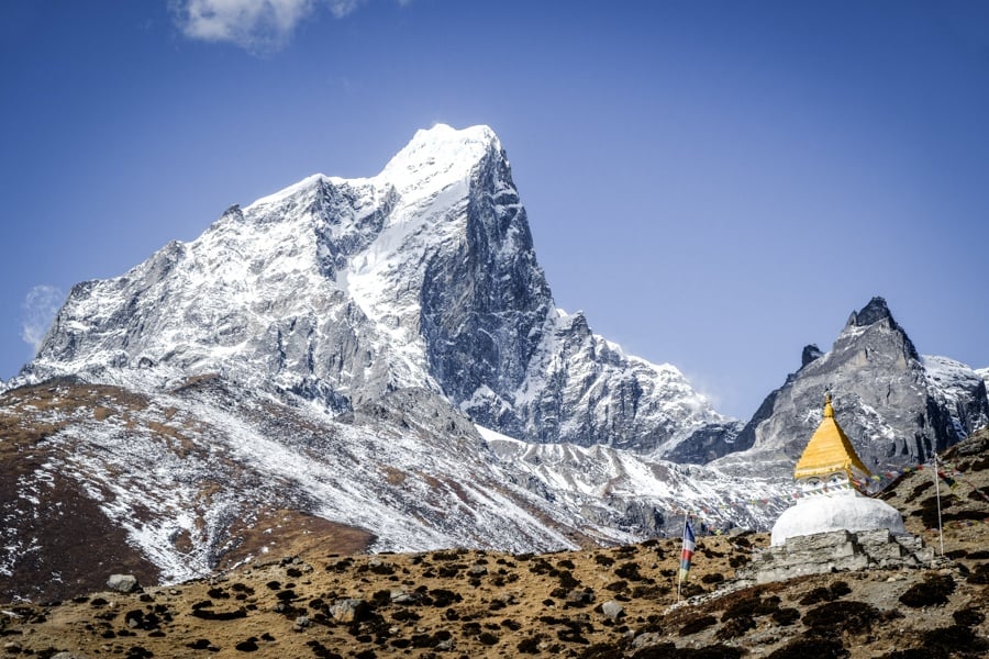 Stupa and mountain near Dingboche on the Everest Base Camp Trek in Nepal